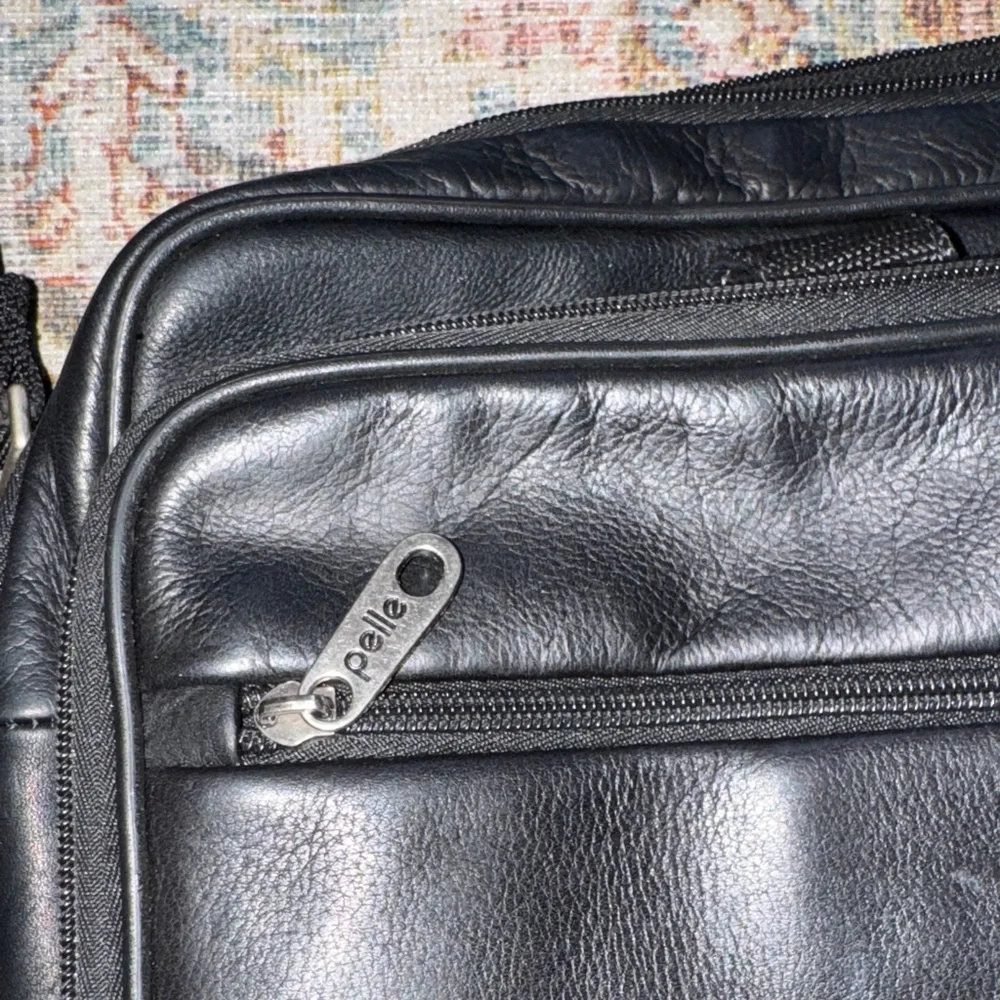 Pelle Classic Black Leather Laptop Briefcase Messenger 15” W x 12” H x 6” D